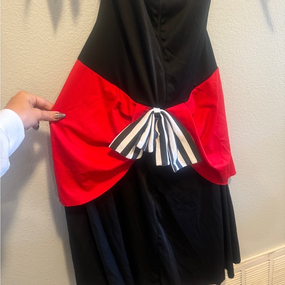 Pirate Costume - Picture 4 of 10